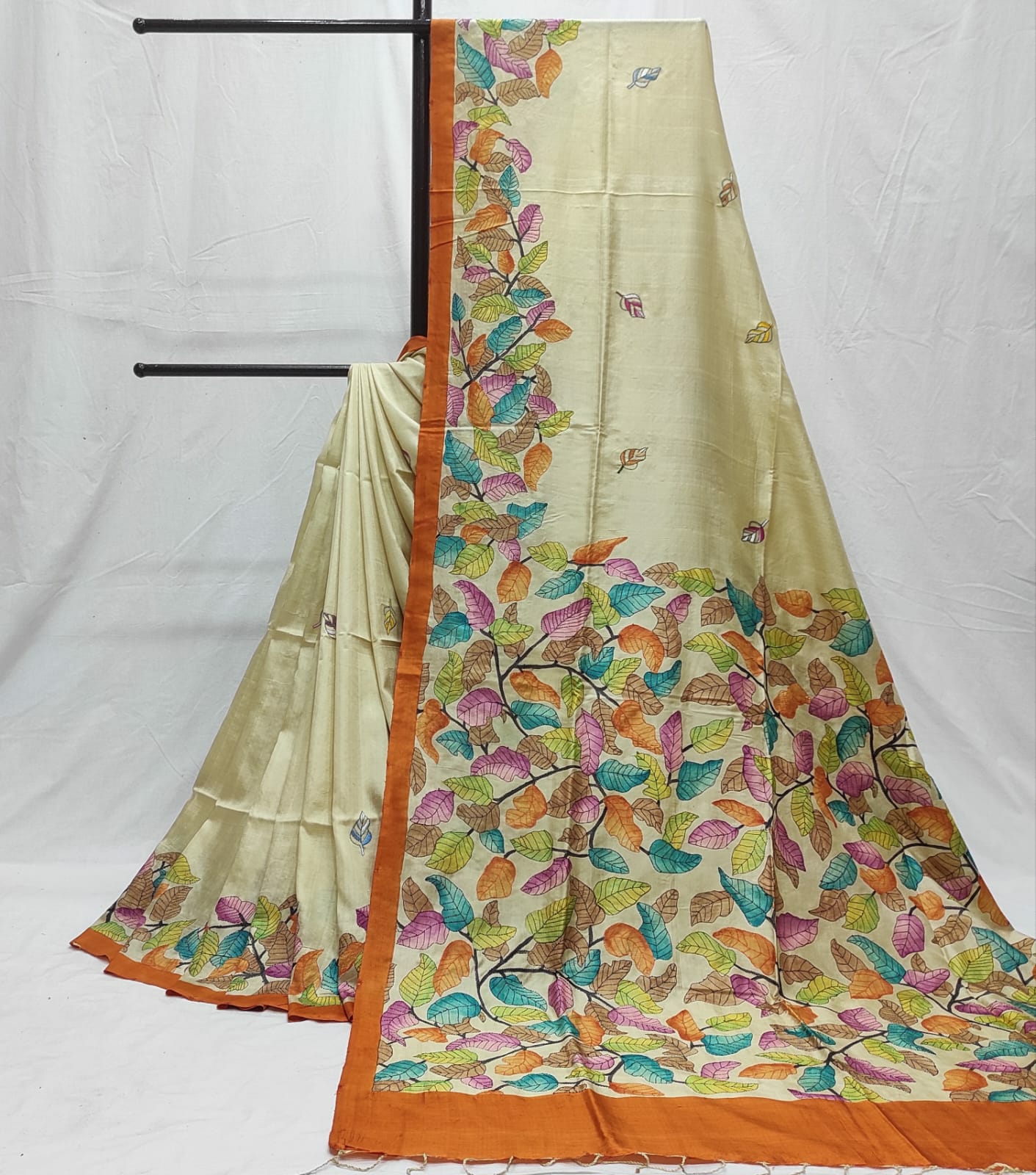 Handcrafted Saree: A Fusion of Painting and Embroidery