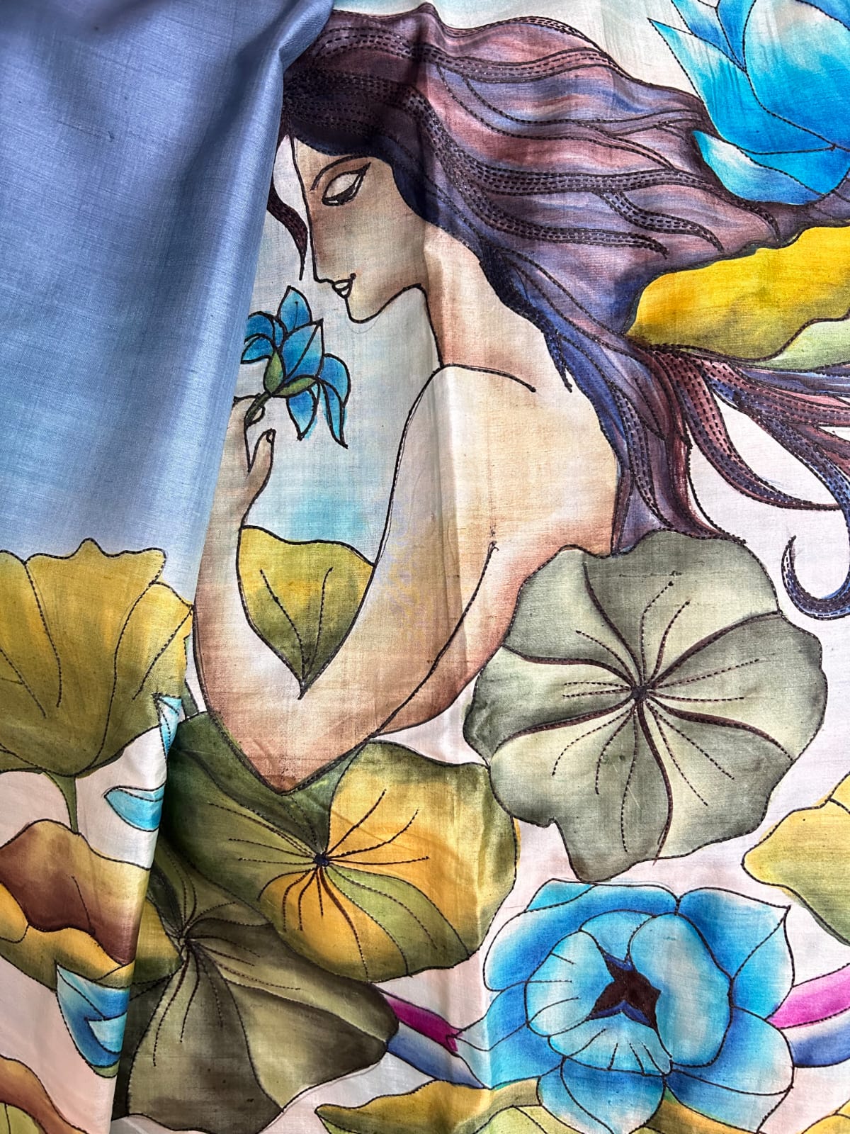 Handcrafted Portrait Saree: A Fusion of Painting and Embroidery