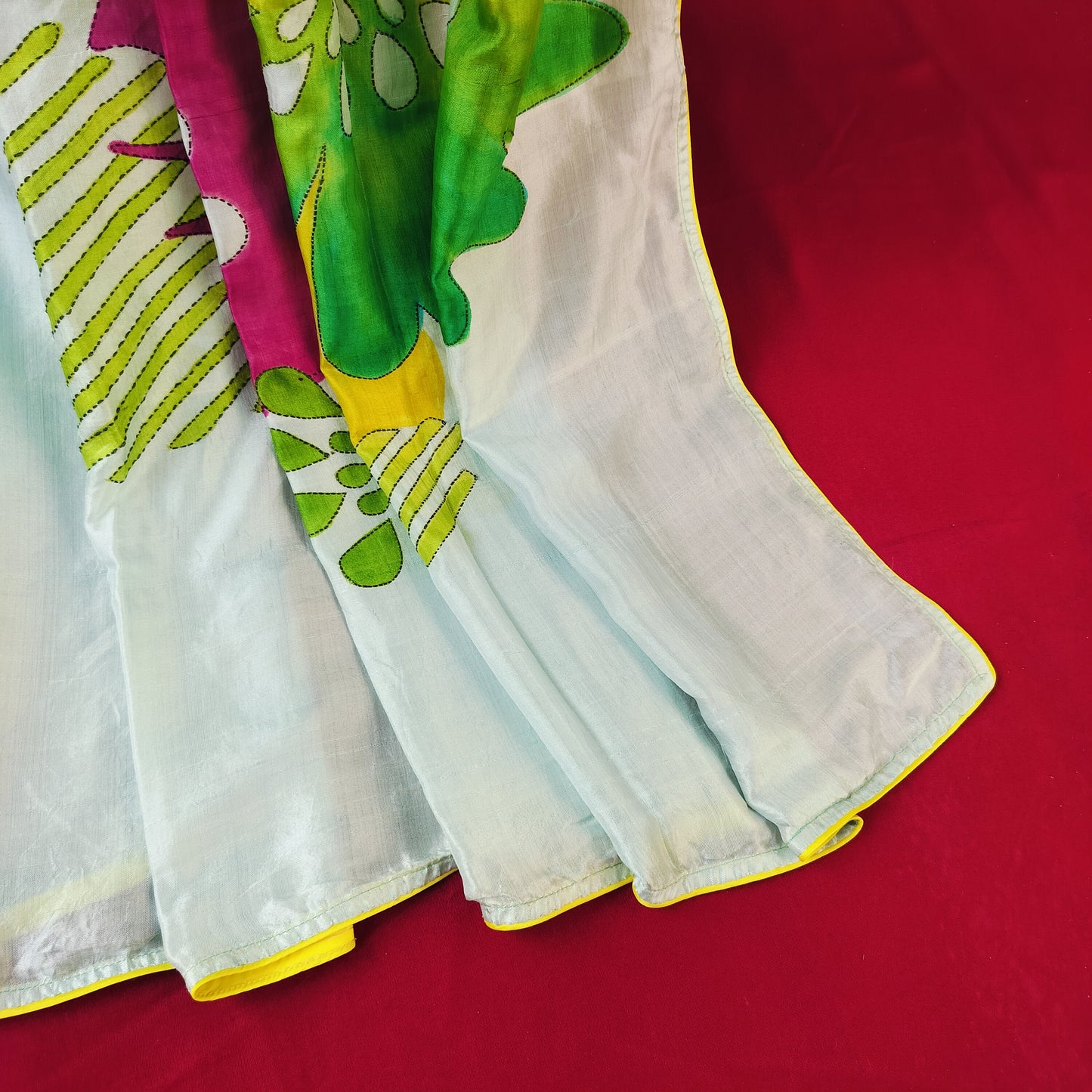 Handcrafted Saree: A Fusion of Painting and Hand Embroidery