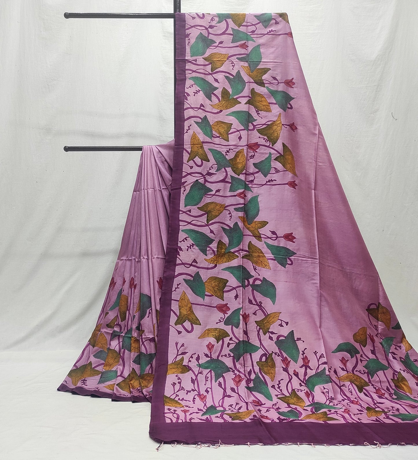 Handcrafted Saree: A Fusion of Painting and Embroidery
