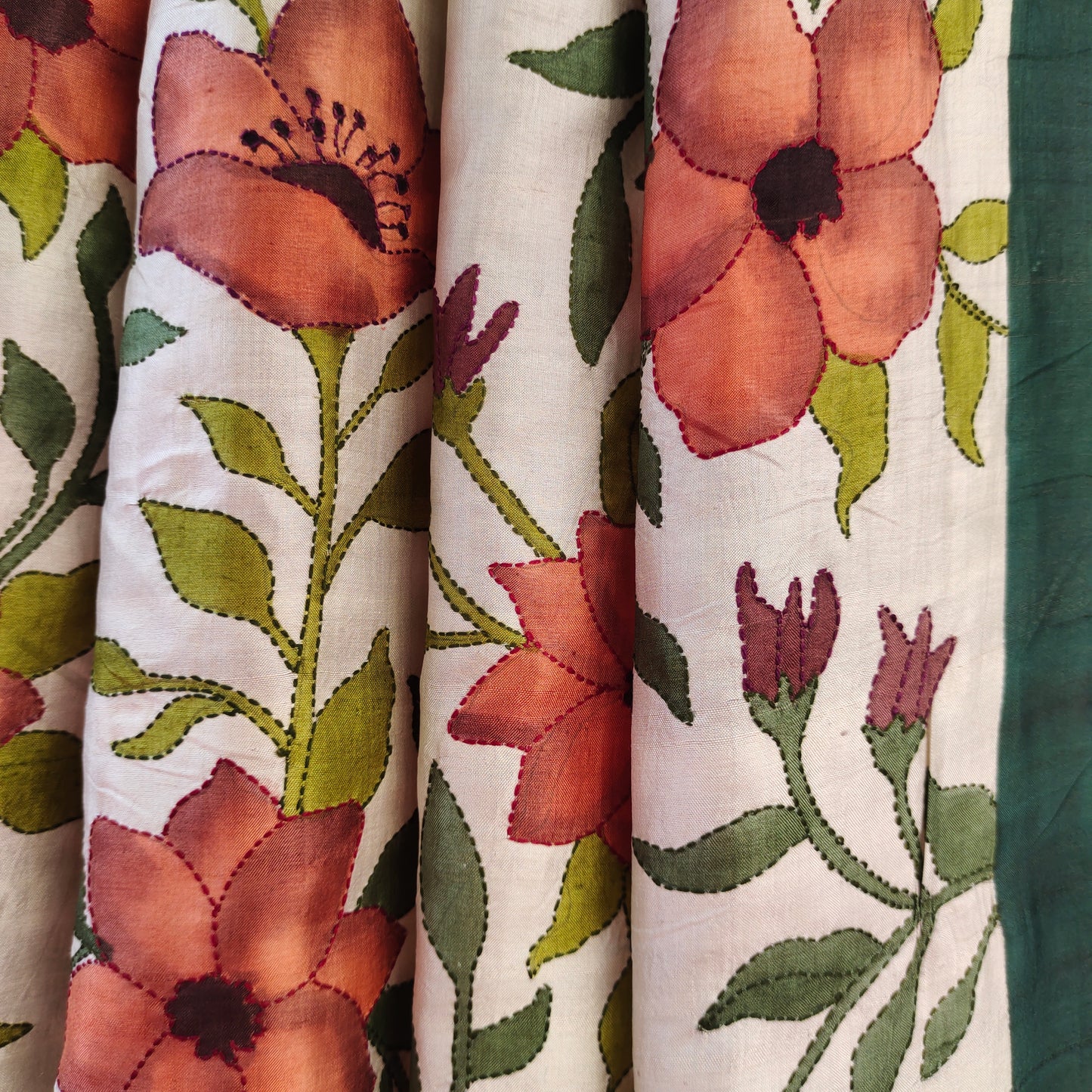 Handcrafted Saree: A Fusion of Painting and Embroidery