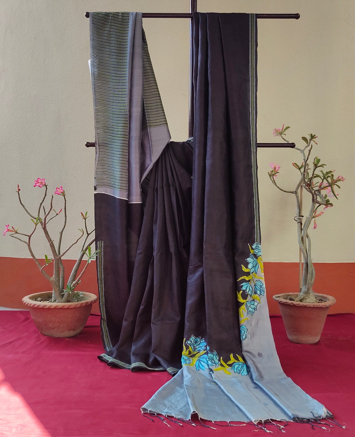 Handcrafted Saree: A Fusion of Painting and Embroidery
