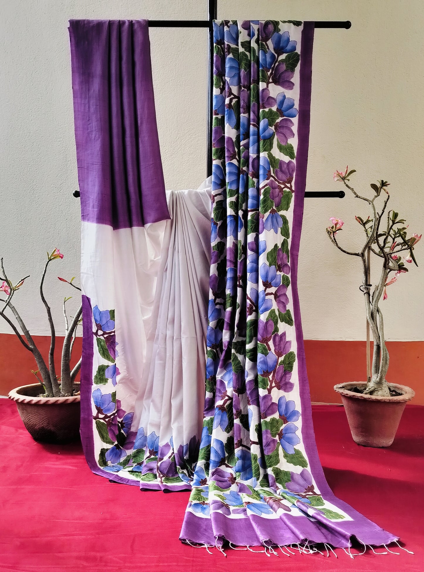 Handcrafted Saree: A Fusion of Painting and Hand Embroidery
