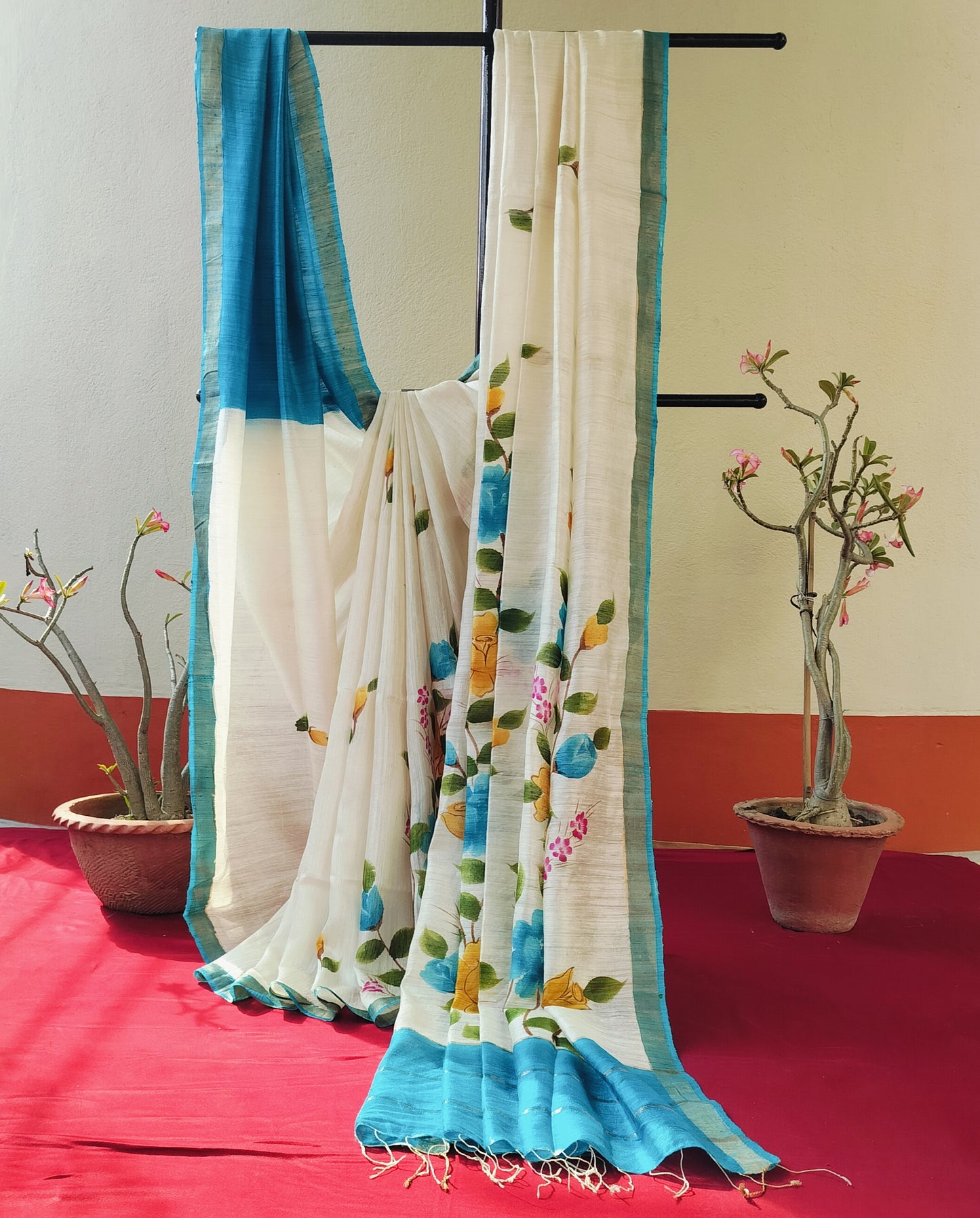Handcrafted Saree: Hand Painted Floral Bouquet