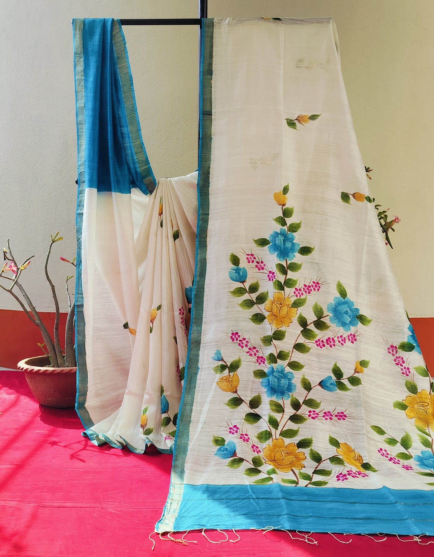 Handcrafted Saree: Hand Painted Floral Bouquet