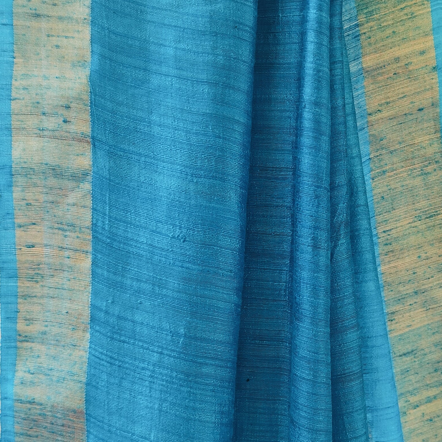 Handcrafted Saree: Hand Painted Floral Bouquet