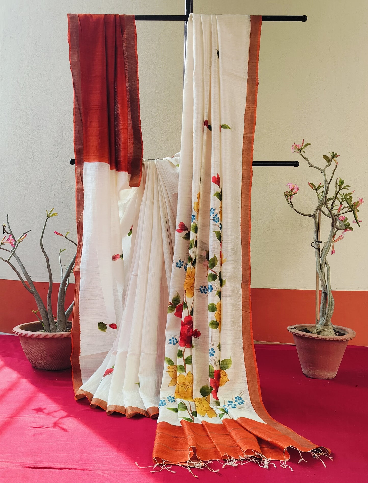 Handcrafted Saree: Hand Painted Floral Bouquet