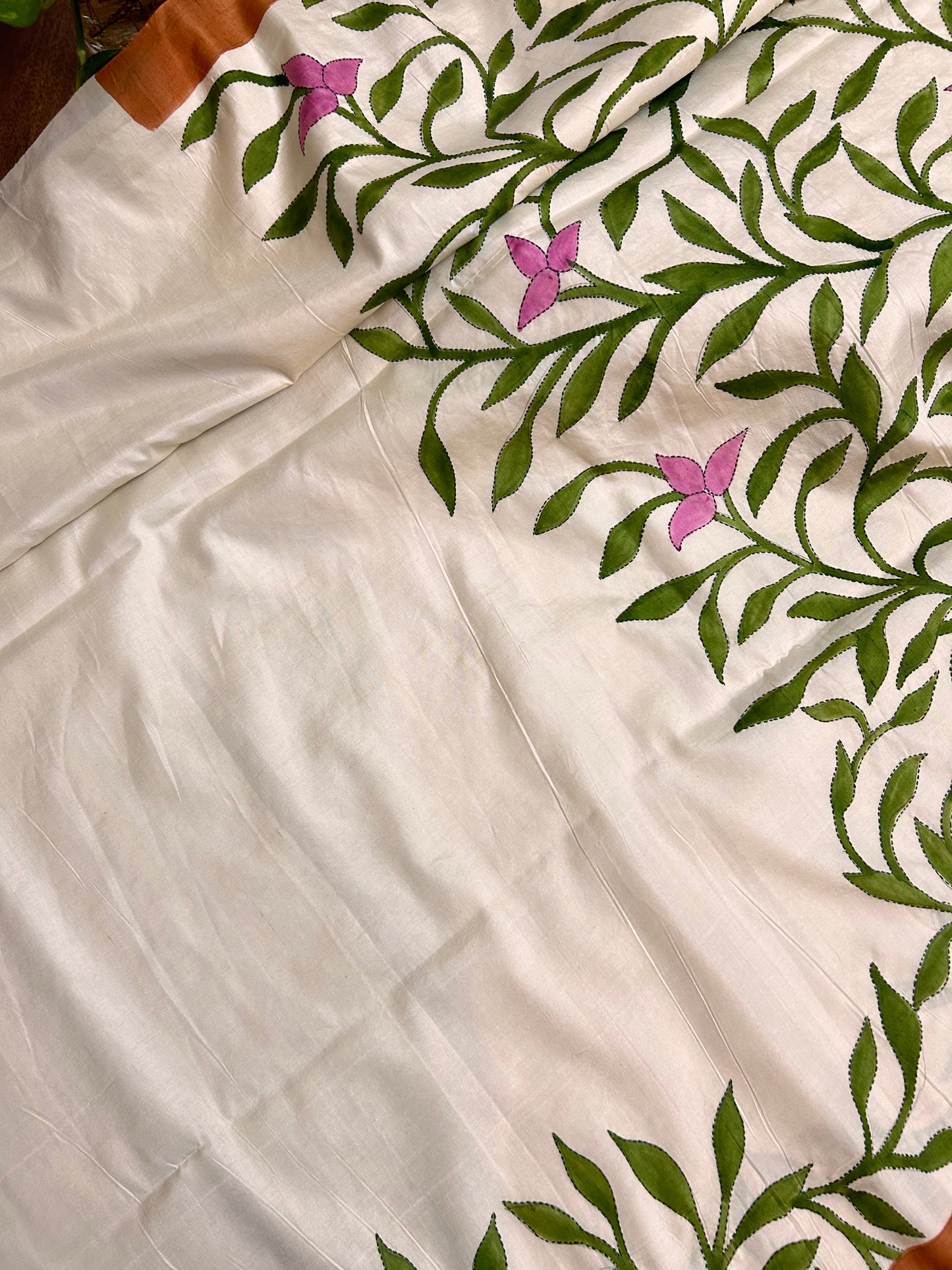 Handcrafted Saree: A Fusion of Painting and Embroidery