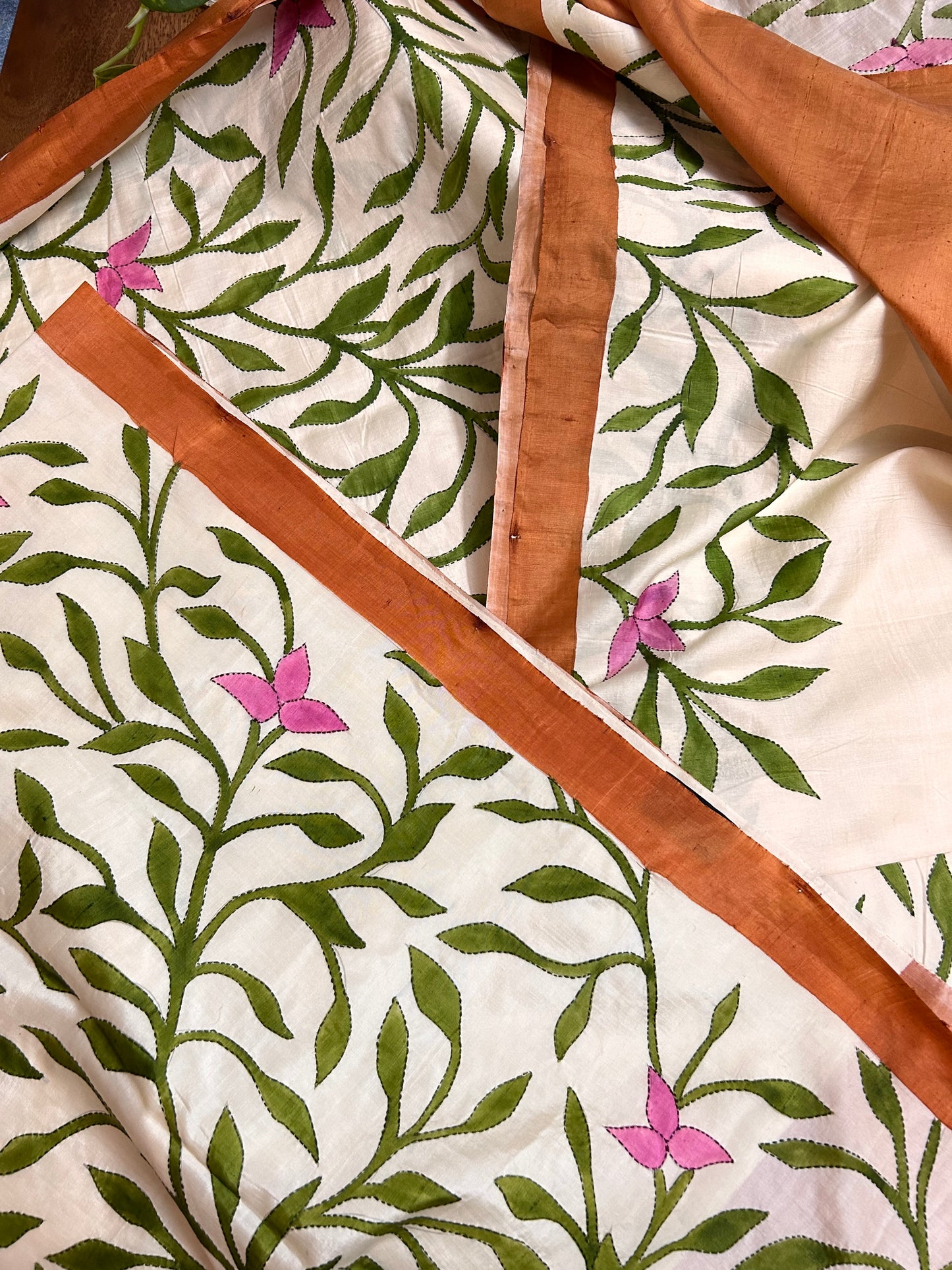 Handcrafted Saree: A Fusion of Painting and Embroidery