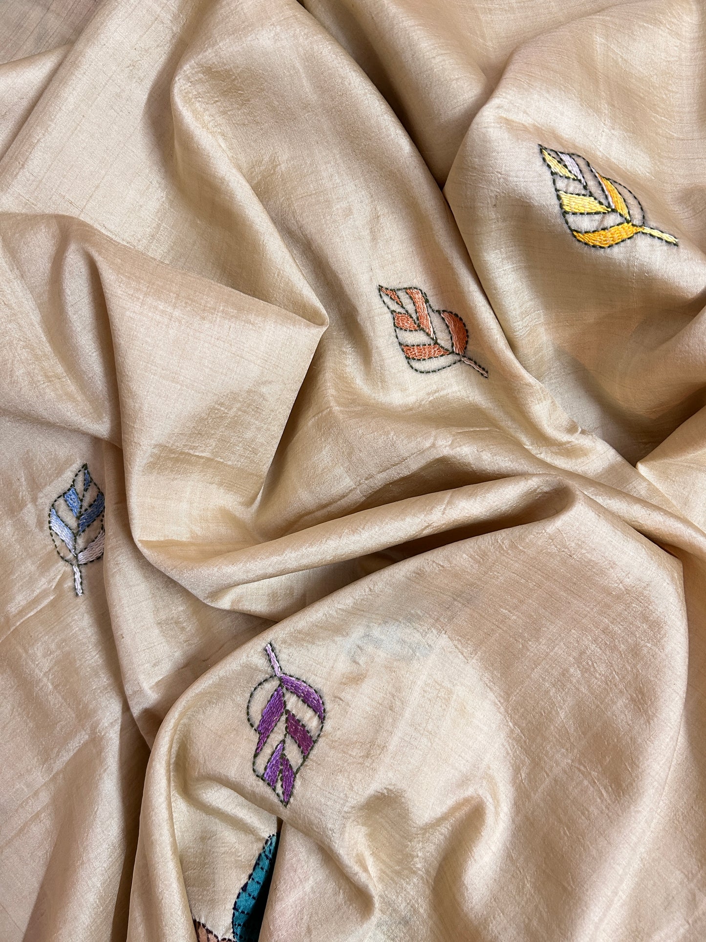 Handcrafted Saree: A Fusion of Painting and Embroidery