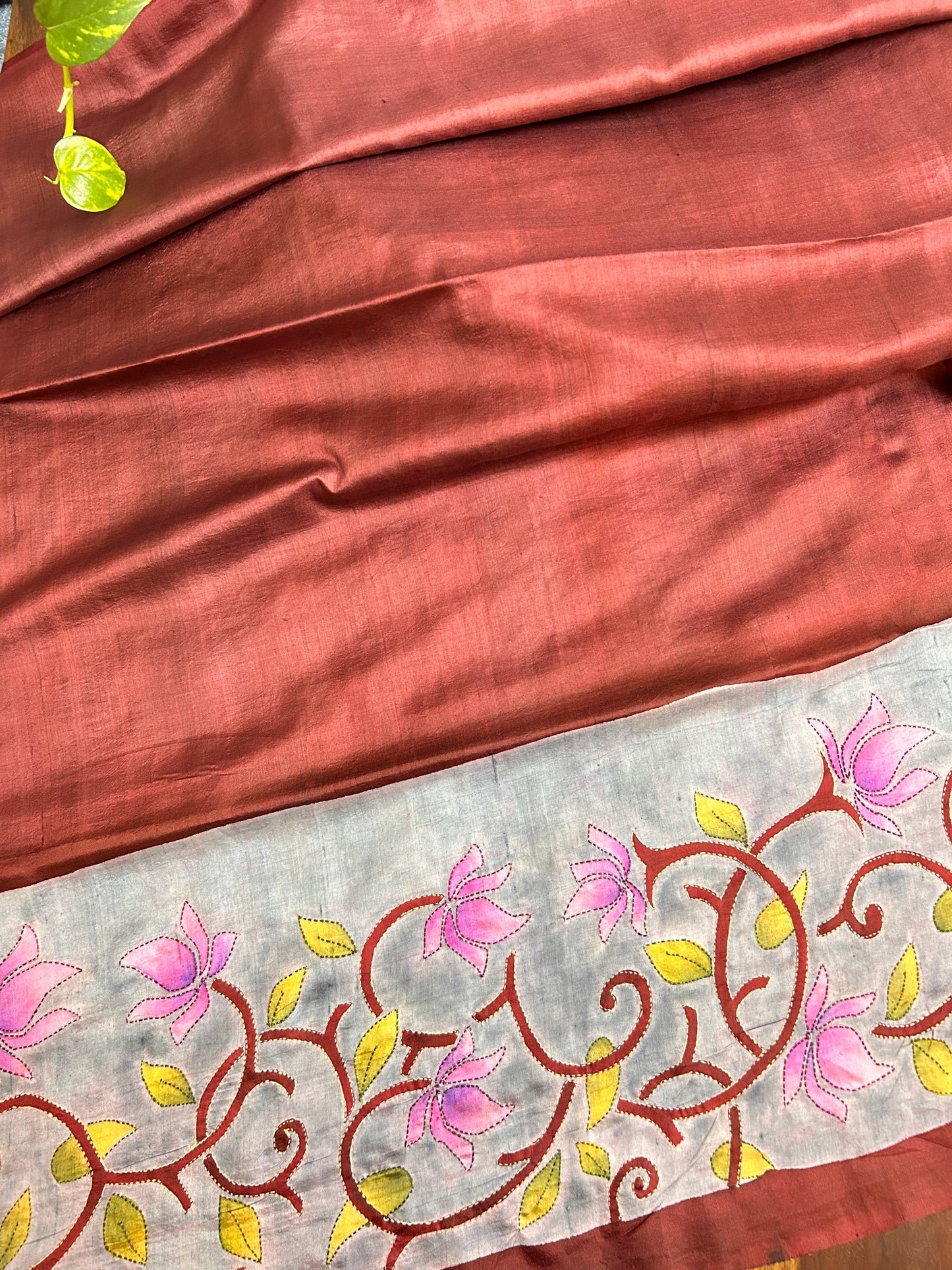 Handcrafted Saree: A Fusion of Painting and Embroidery