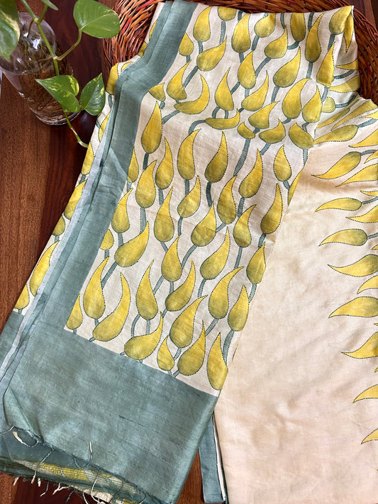 Handcrafted Saree: A Fusion of Painting and Embroidery