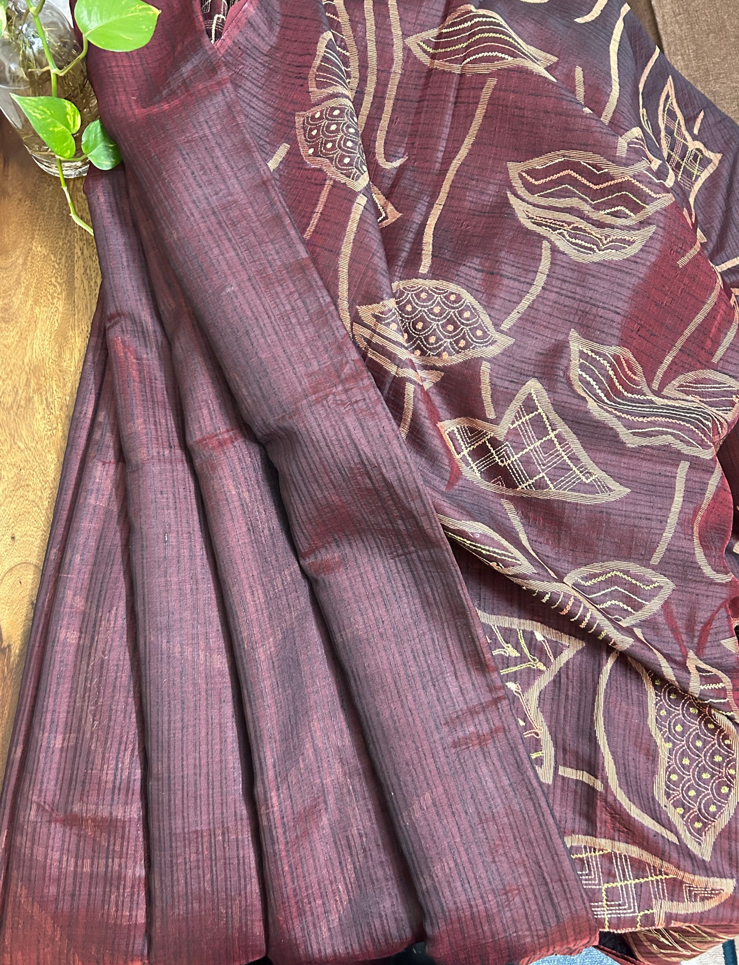 Handcrafted Kantha Saree: Contemporary Jamdani with Kantha